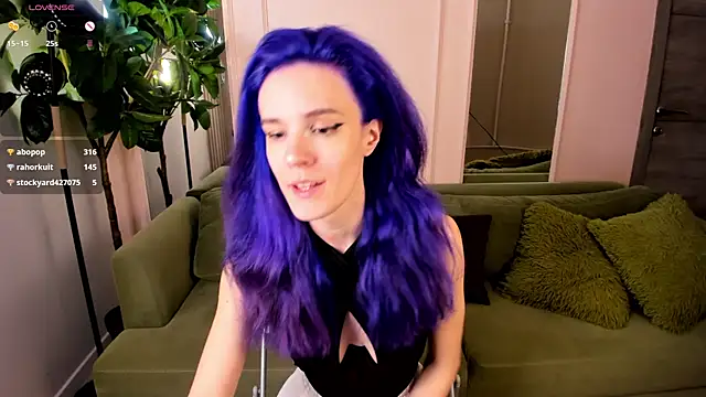 AuraLaunni online show from 05-16-26, 06:43