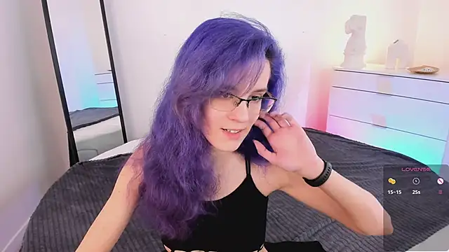 AuraLaunni online show from 06-20-26, 06:49