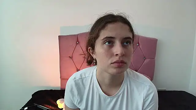 Snapshot of Cherry_Boomxx chatting on 03-03-26, 06:03 Cherry Boomxx online show from 03-03-26, 06:03