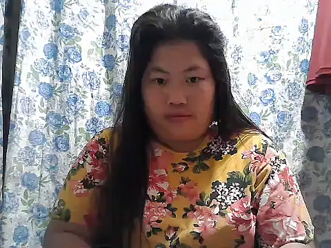 Snapshot of pinay_rose14 chatting on 02-12-26, 09:43 pinay rose14 online show from 02-12-26, 09:43