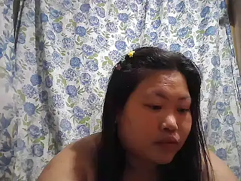 Snapshot of pinay_rose14 chatting on 03-02-26, 10:33 pinay rose14 online show from 03-02-26, 10:33
