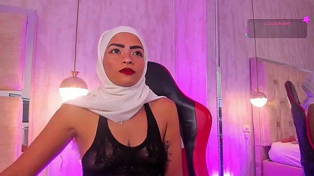 Snapshot of VeronicaFlowers_ chatting on 02-04-26, 08:36 VeronicaFlowers online show from 02-04-26, 08:36