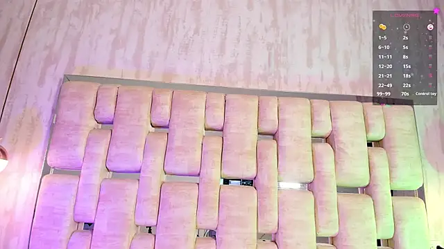 Snapshot of VeronicaFlowers_ chatting on 02-10-26, 02:37 VeronicaFlowers online show from 02-10-26, 02:37