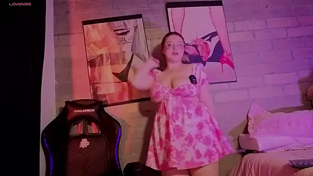 Mia Franklyn online show from 03-08-26, 02:04