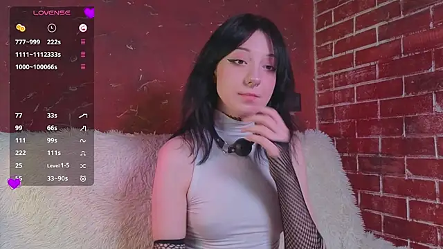 Snapshot of LisaBunnyy chatting on 05-02-26, 10:37 LisaBunnyy online show from 05-02-26, 10:37