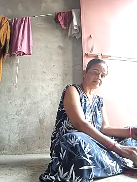 Snapshot of kiiuu_sexe chatting on 02-01-26, 07:18 kiiuu sexe online show from 02-01-26, 07:18