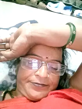 Snapshot of kiiuu_sexe chatting on 02-13-26, 06:59 kiiuu sexe online show from 02-13-26, 06:59