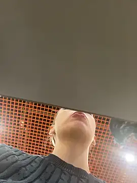 LeiaMood online show from 02-02-26, 05:06