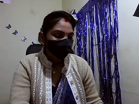 Snapshot of Shivani-Gupta chatting on 02-02-26, 05:39 Shivani-Gupta online show from 02-02-26, 05:39