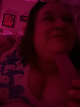 Snapshot of theUnihorniest chatting on 02-05-26, 04:50 theUnihorniest online show from 02-05-26, 04:50