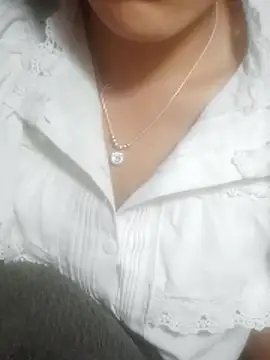 jjennyyy online show from 04-22-26, 10:44