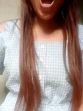 jjennyyy online show from 06-18-26, 09:47