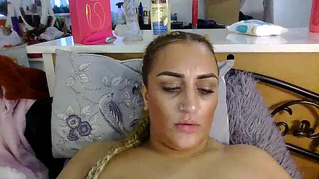 KiraBestxo online show from 01-17-26, 10:53