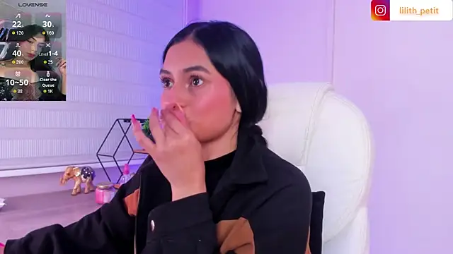 lilith petit  online show from 04-15-26, 01:29