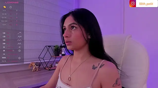 lilith petit  online show from 04-29-26, 12:42