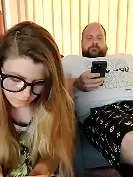 MochiNy4n online show from 06-12-26, 04:50