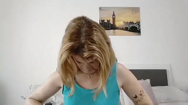 Clara1986 online show from 02-11-26, 11:59