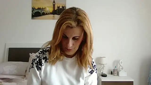 Clara1986 online show from 04-30-26, 10:10