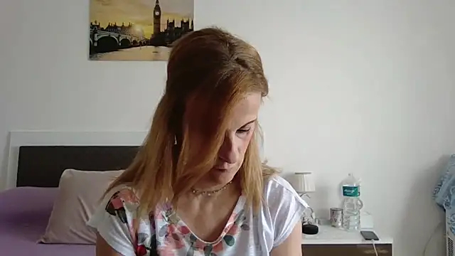 Clara1986 online show from 06-05-26, 09:26