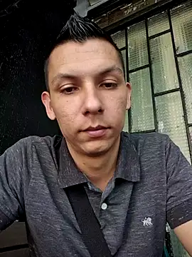 Snapshot of Andres_storm chatting on 03-07-26, 03:09 Andres storm online show from 03-07-26, 03:09