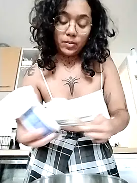 therealsun8 online show from 04-10-26, 06:51