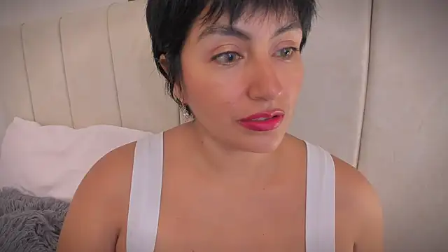 Snapshot of nathy_bush chatting on 02-26-26, 08:52 nathy bush online show from 02-26-26, 08:52