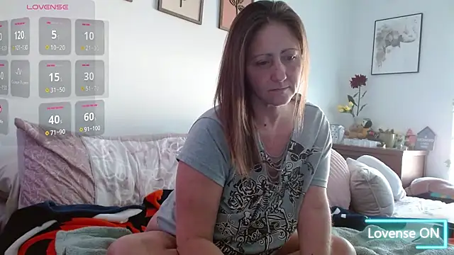 FoxyMillie online show from 02-09-26, 05:39