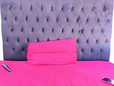 Snapshot of BustyBoobs67 chatting on 02-25-26, 01:32 BustyBoobs67 online show from 02-25-26, 01:32