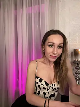 Snapshot of AnesaKis chatting on 02-08-26, 02:15 AnesaKis online show from 02-08-26, 02:15