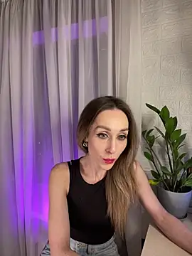 Snapshot of AnesaKis chatting on 02-15-26, 11:23 AnesaKis online show from 02-15-26, 11:23