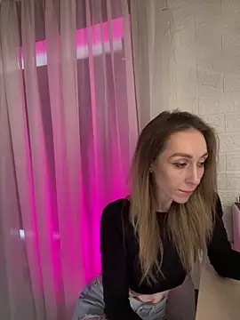 Snapshot of AnesaKis chatting on 03-04-26, 06:19 AnesaKis online show from 03-04-26, 06:19