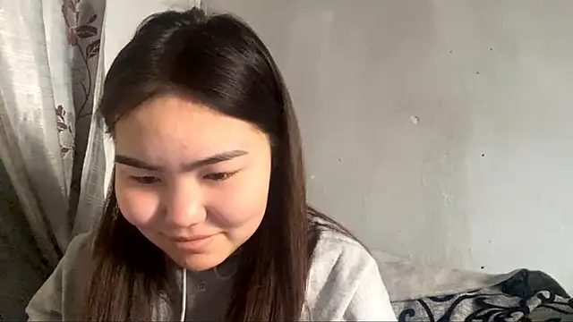 Snapshot of MollyAsian chatting on 01-14-26, 08:09 MollyAsian online show from 01-14-26, 08:09