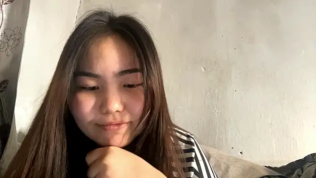 Snapshot of MollyAsian chatting on 01-18-26, 08:51 MollyAsian online show from 01-18-26, 08:51