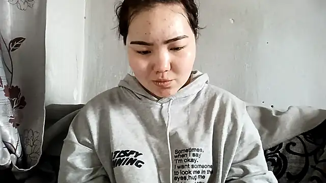 Snapshot of MollyAsian chatting on 02-04-26, 04:07 MollyAsian online show from 02-04-26, 04:07