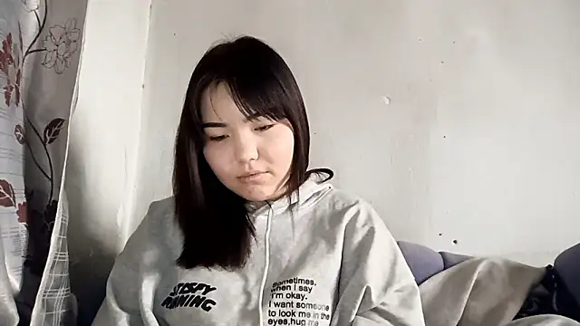 Snapshot of MollyAsian chatting on 02-07-26, 04:16 MollyAsian online show from 02-07-26, 04:16