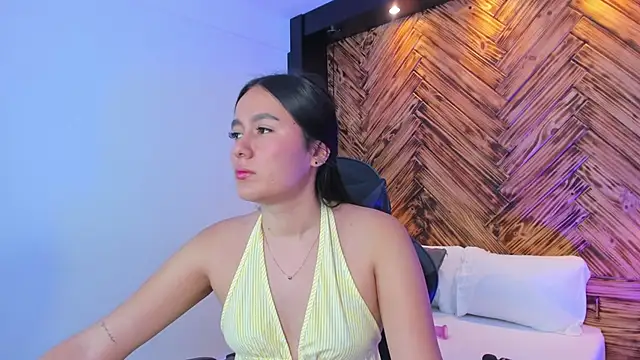 mia slora online show from 07-16-26, 12:22