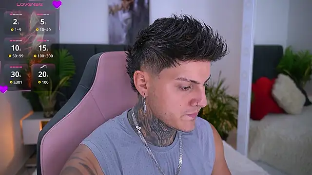 Snapshot of goldenatlasX chatting on 02-20-26, 07:36 goldenatlasX online show from 02-20-26, 07:36