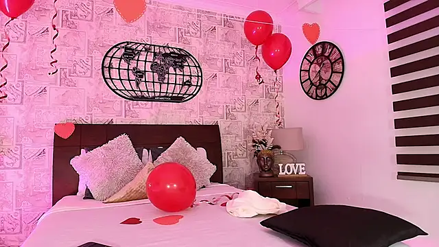 Snapshot of emily_clarkk_ chatting on 02-11-26, 07:19 emily clarkk online show from 02-11-26, 07:19