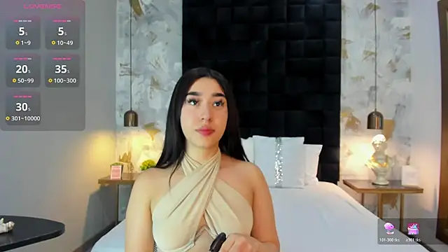 Snapshot of emily_clarkk_ chatting on 02-26-26, 07:24 emily clarkk online show from 02-26-26, 07:24