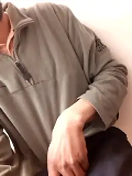 Snapshot of Najibbest chatting on 01-14-26, 07:41 Najibbest online show from 01-14-26, 07:41