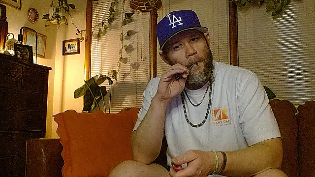 marcus graves 13 online show from 03-18-26, 01:31