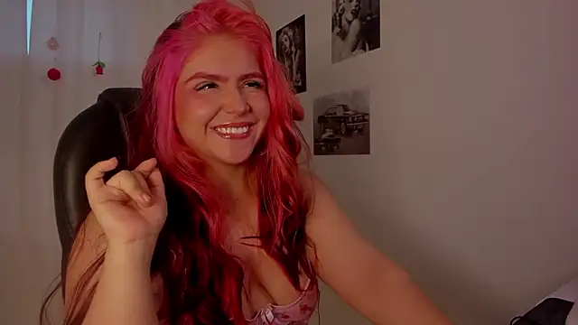 Snapshot of lanna__wilson chatting on 03-06-26, 11:39 lanna wilson online show from 03-06-26, 11:39