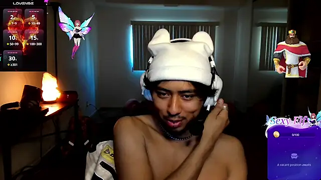 Snapshot of Embersboudoir chatting on 03-06-26, 11:12 Embersboudoir online show from 03-06-26, 11:12