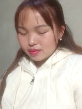 Snapshot of Savi-cute chatting on 03-06-26, 04:42 Savi-cute online show from 03-06-26, 04:42