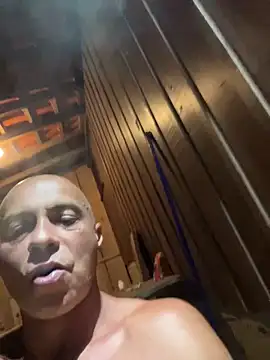 Snapshot of dogfrota chatting on 02-16-26, 06:42 dogfrota online show from 02-16-26, 06:42