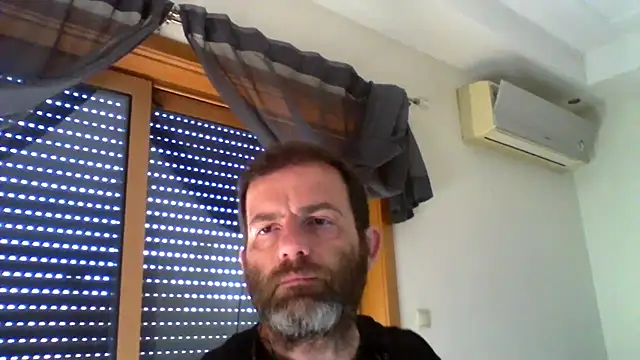 Snapshot of _grj1 chatting on 02-27-26, 09:09 grj1 online show from 02-27-26, 09:09