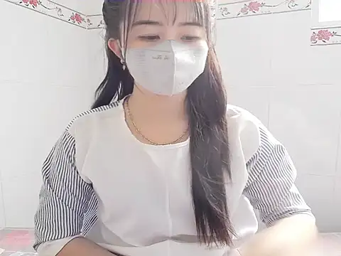 Snapshot of Anna_sexyY_ chatting on 02-11-26, 05:34 Anna sexyY online show from 02-11-26, 05:34