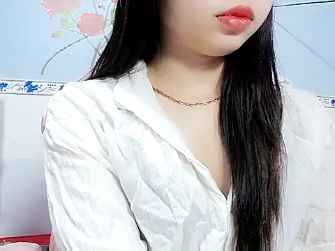 Snapshot of Anna_sexyY_ chatting on 03-13-26, 12:23 Anna sexyY online show from 03-13-26, 12:23