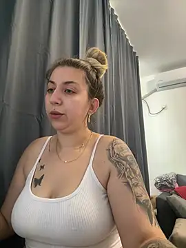 dalia0710 online show from 07-25-26, 01:19
