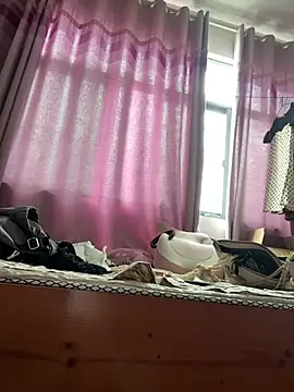 Snapshot of Sini-ii chatting on 06-01-26, 04:47 Sini-ii online show from 06-01-26, 04:47